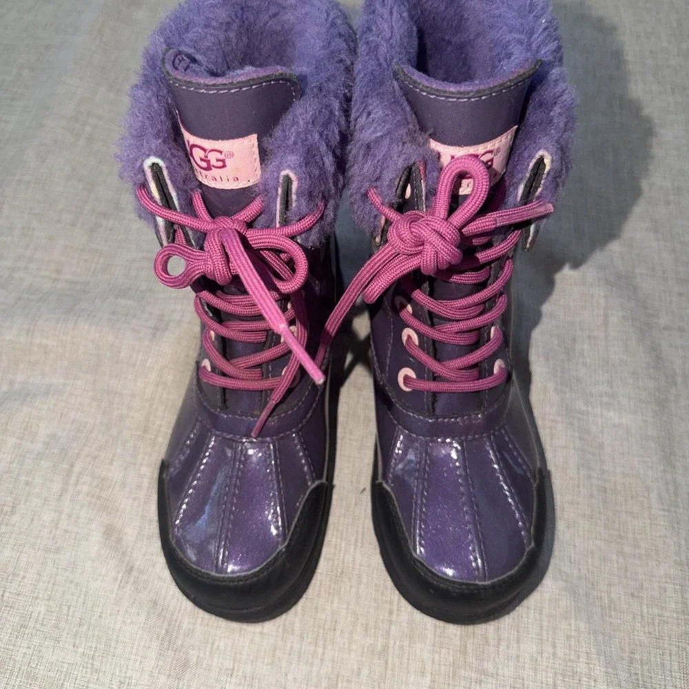 UGG Butte II Waterproof Snow Boots Kids Size 2 Shearling Lined Warm Winter